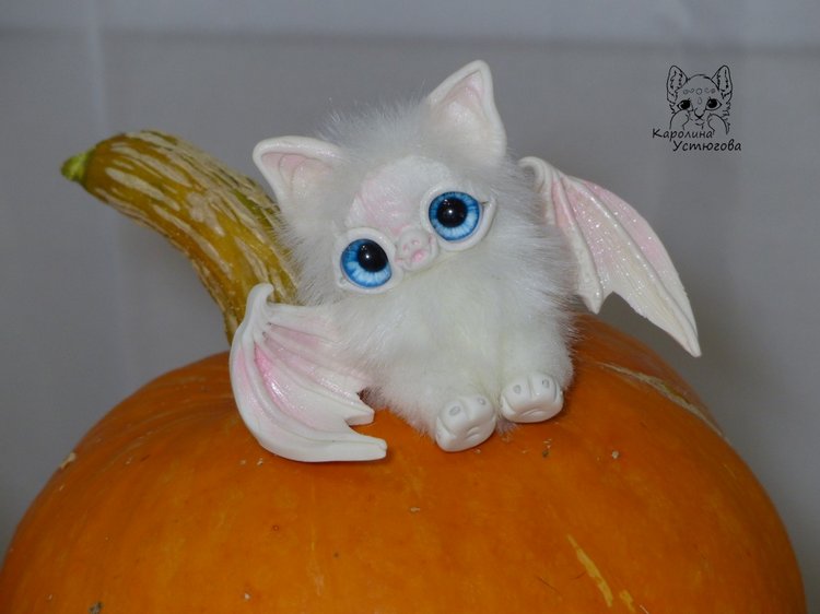 Много летучих мышей... Буууу Halloween