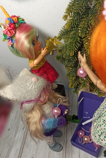 Как мои девочки ёлку наряжали (фото 6)