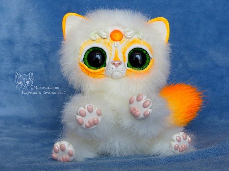 Котик Мирис играет с утенком и совятами (фото 2)