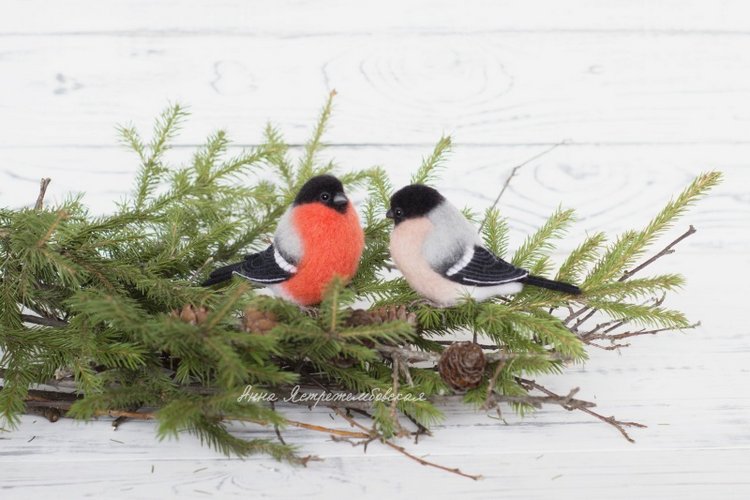 Снегири — Валяные игрушки из шерсти: сухое валяние