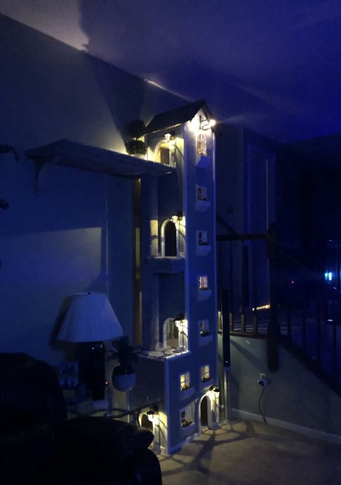 Кошкин дом в доме человека (фото 10)