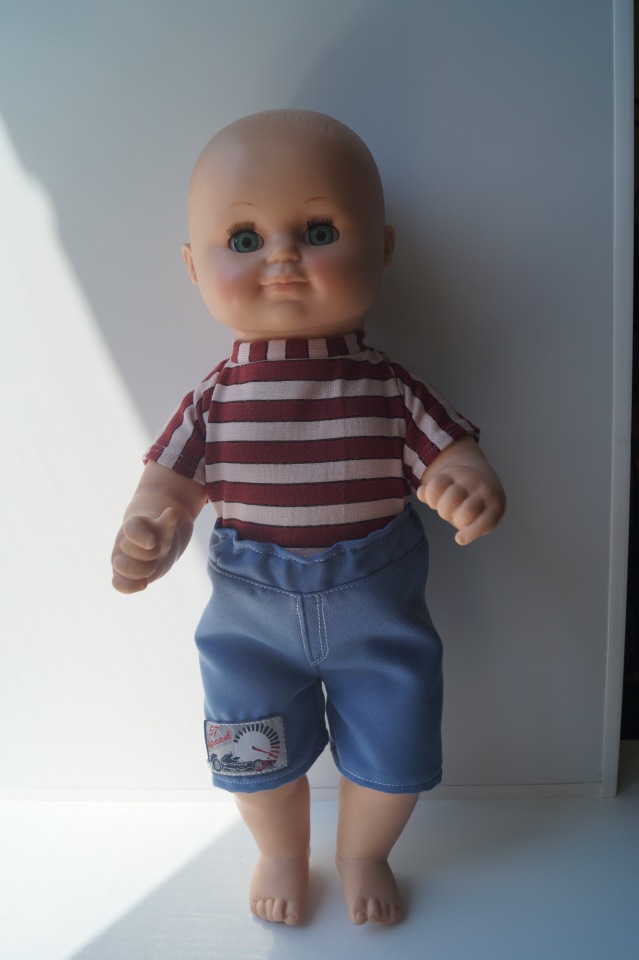 Вторая июльская выписка. Лечение глазок: отсутствие радужки, косоглазие. На лечении была ГДРочка. Голова+тело= красивая