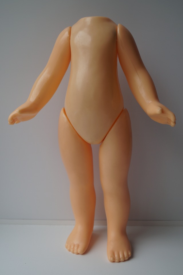 Третья июльская выписка. Вылечила восемь кукол СССР! И всем сшила наряды - за неделю