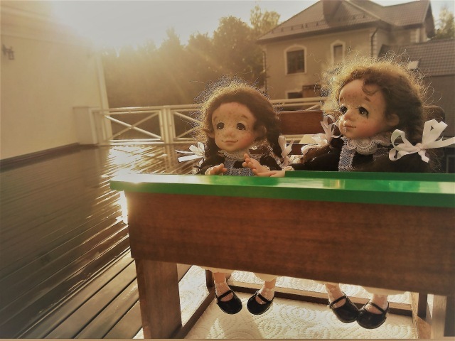 Школьная парта — Мебель для кукол и домиков: фото (фото 6)