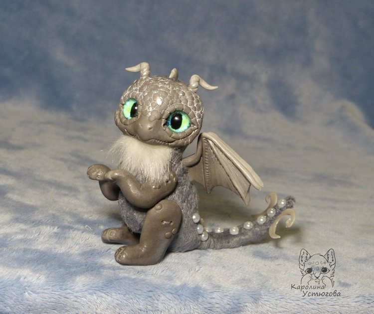Серый дракон — Игрушки в смешанной технике (мех и глина): Арт