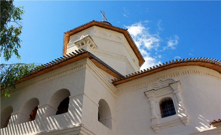 Время, застывшее в янтаре. Старицкий Свято-Успенский мужской монастырь