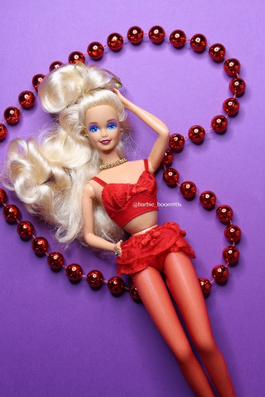 Evening Flame Barbie - la femme fatale (фото 10)