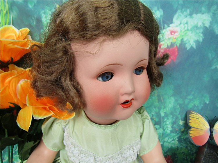 На лесной полянке чудо - на цветочках бантики. Это бабочки расселись, как цветные фантики (фото 2)