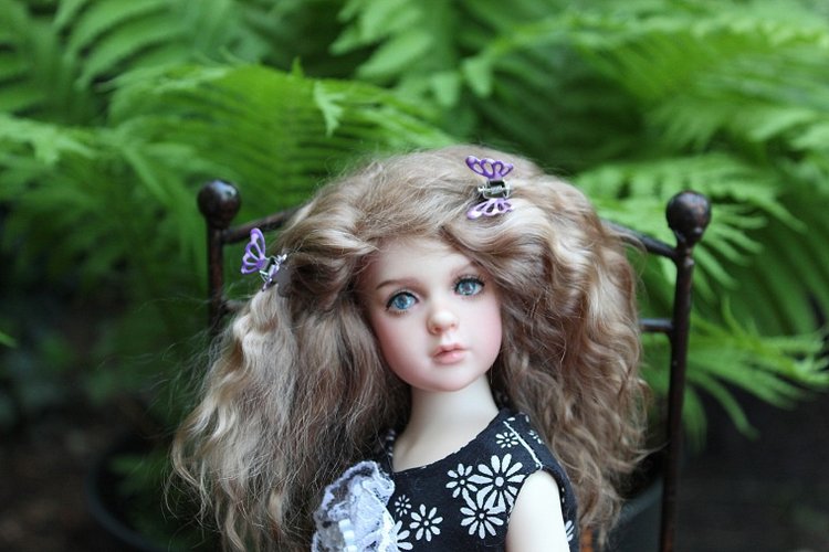 Поиск образа для Розочки. Знакомство с садом