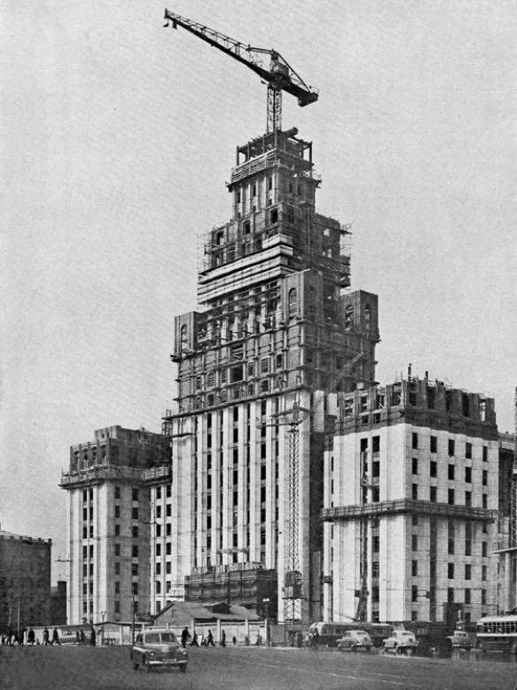 Москва. Небоскрёбы Семь сестёр