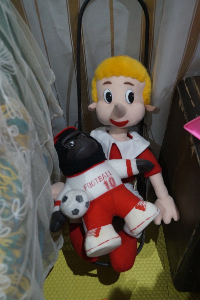 Первая октябрьская выписка. Воссоединение головы и тела. Парикмахерские услуги. Базирон+солнце