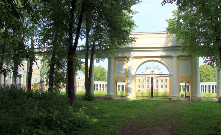 Путешествие Виолы в Усадьбу Знаменское-Раёк (фото 9)