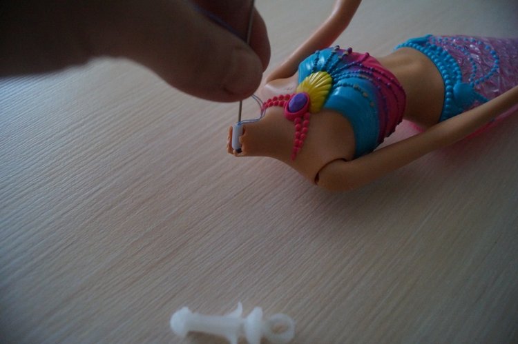 Первая выписка декабря. Поломки шейных шарниров и способы их исправления, избавляем волосы Барби от жира. Преображение