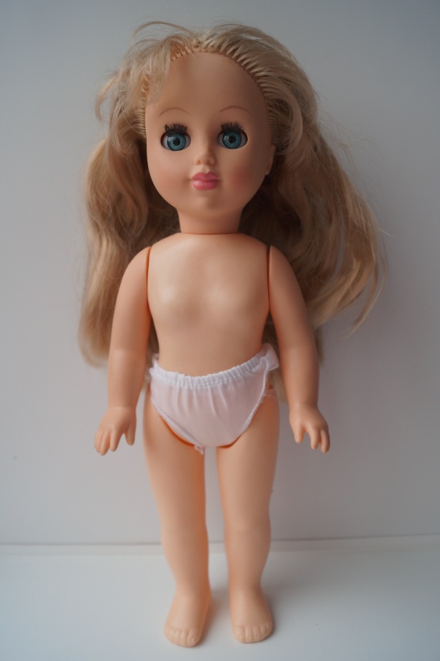 Первая выписка ноября. Починка шейного крепления у Братц, утерянная кисть восстановлена, как привести в порядок фабричную