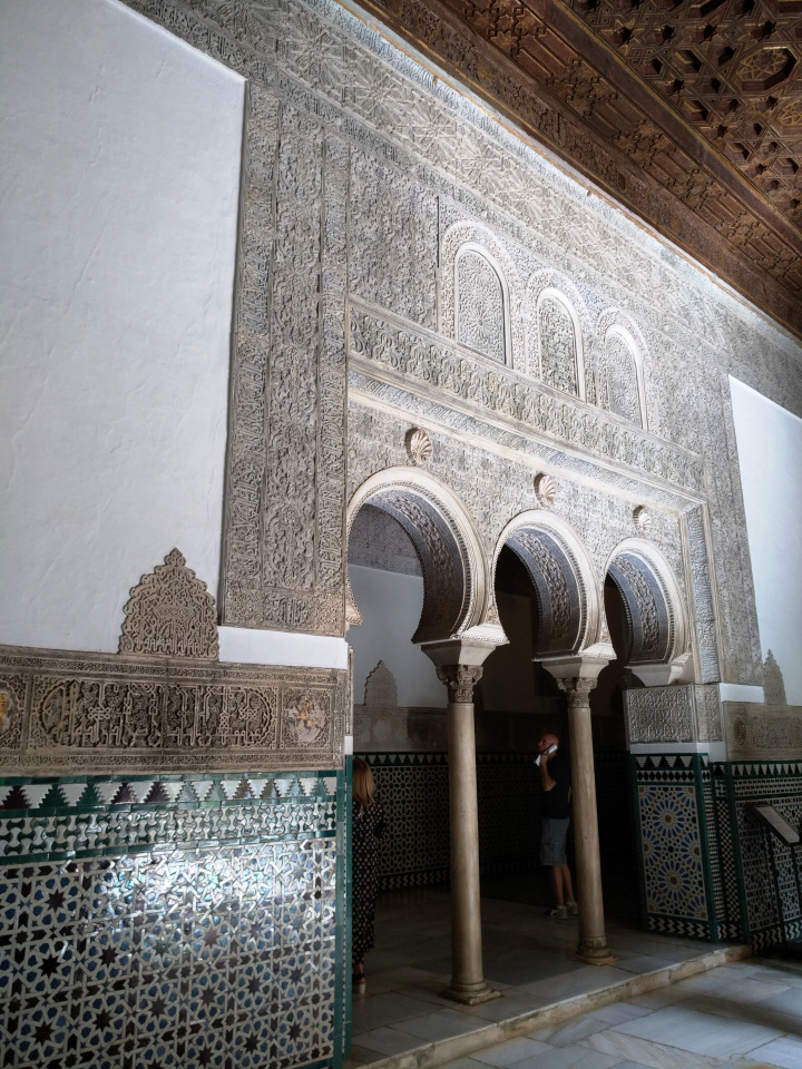 Тайна моего имени. Часть восьмая. Испания, Севилья. Колумб повсюду