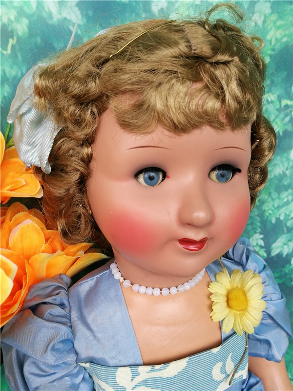 Розы и жемчуг… На них посмотри... Кукла Hans Volk на фоне интерьера (фото 7)