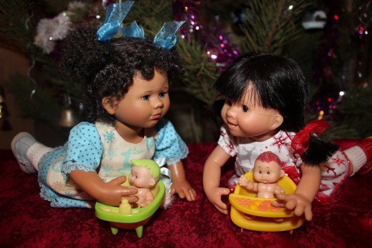 Спасибо вам, Снегурочки нашего Деда Мороза