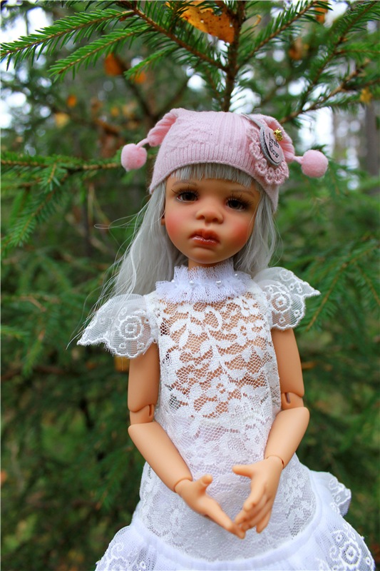 Имани. Прогулка в осенний лес. Mini Imani от Kaye Wiggs