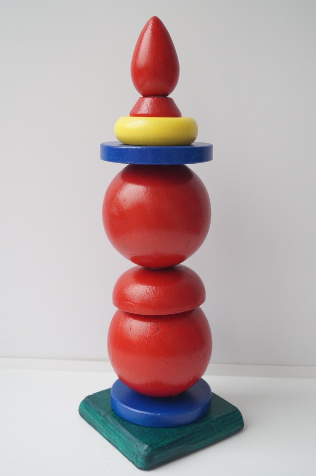 Вторая выписка ноября. Как поставить куклу на ножки, если их нет. Соединяю туловище и голову. У нас и пирамидки лечатся