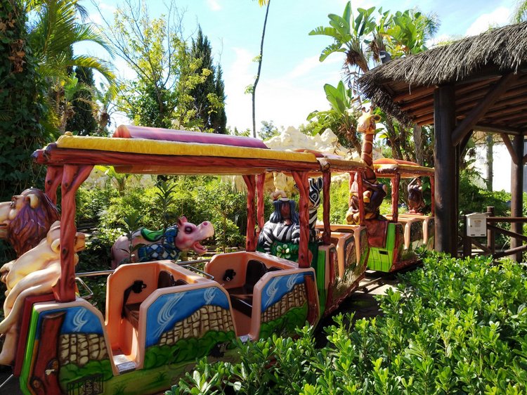 Тайна моего имени. Часть девятая. Испания, Бенальмадена, Парк Тиволи. Лесли путает все планы