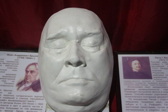 Псков: Петербургская Кунсткамера у нас в гостях. СТРОГО 18 +