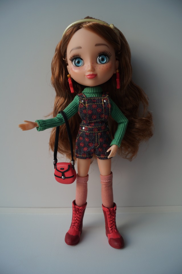Привет, я Вика! Куклы из серии "Модный шопинг" (фото 9)