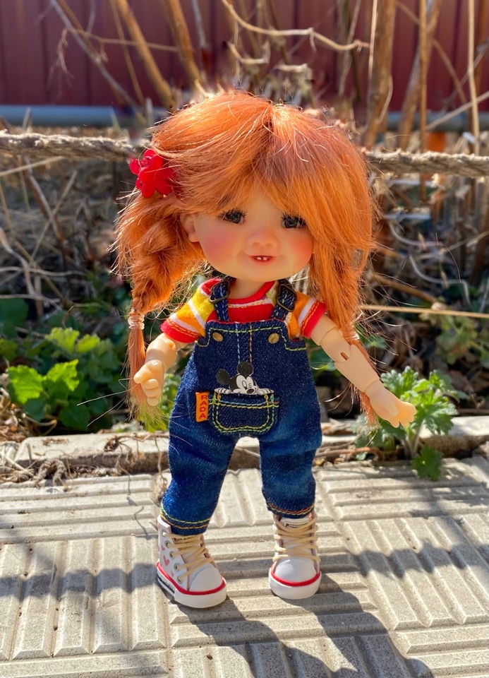 Стоят девчонки... стоят в сторонке. Meadow dolls