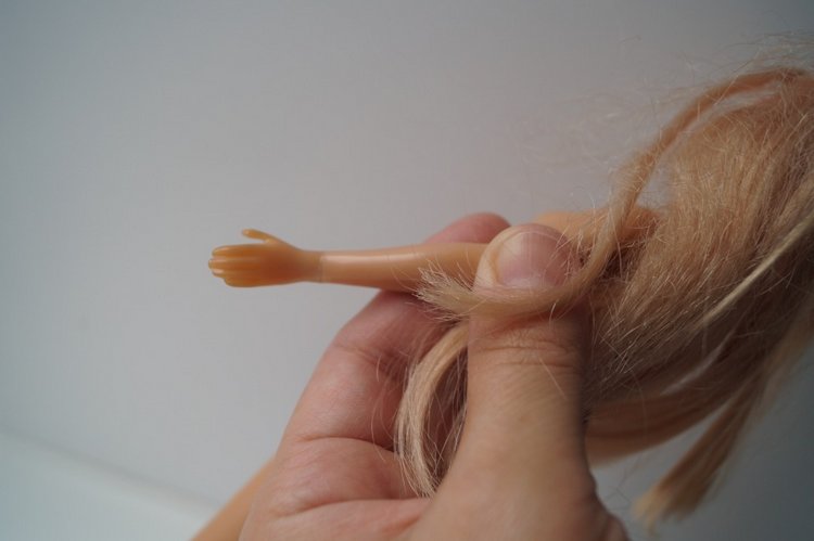 Третья выписка сентября. Перелом колена, сломано крепление руки в плече, сгрызена кисть или полное её отсутствие - это все