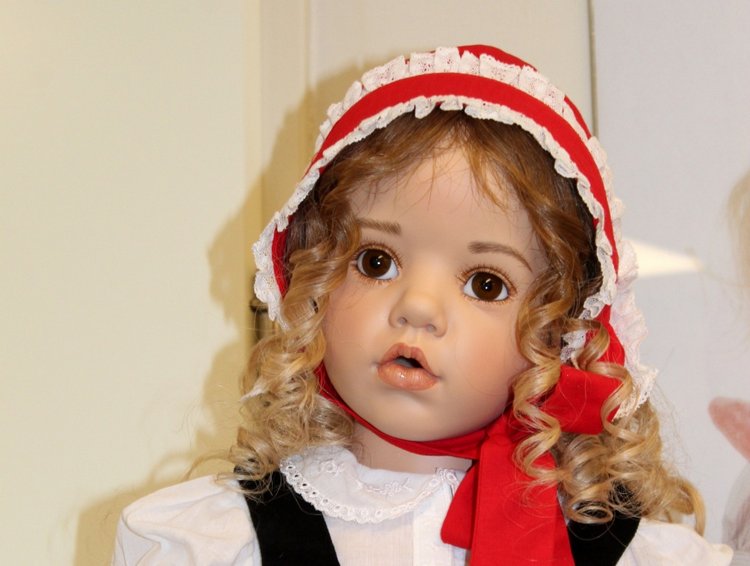 Летняя встреча в магазине и выбор кукол. Часть вторая - Красная шапочка. ОПРОСНИК