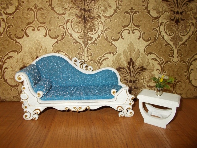 Эксклюзивный диванчик для кукол Бжд от 13 до 15 см (фото 2)