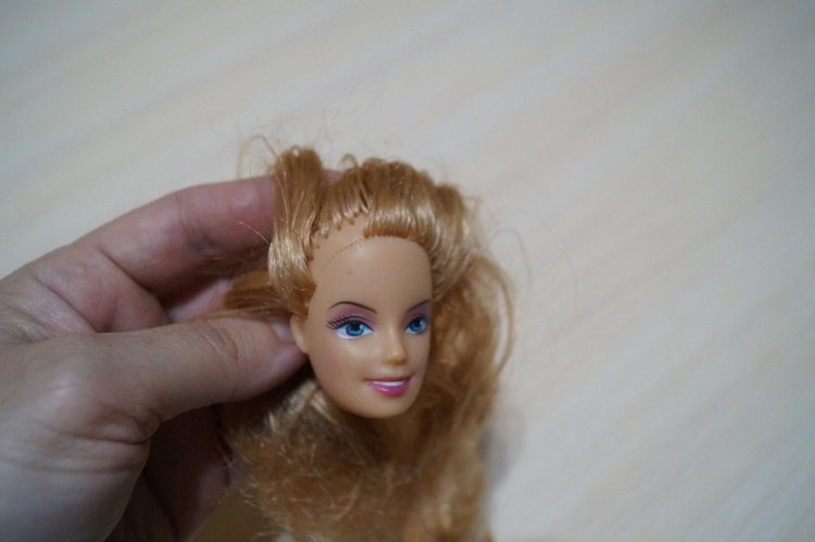 Вторая выписка декабря. Главная героиня нового года поправила своё здоровье. Лечим покусанные руки Барби, удаляем жир с