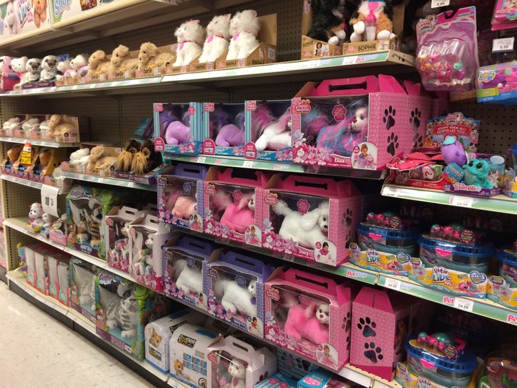 Продолжение прогулок по магазинам: Toys"R"Us