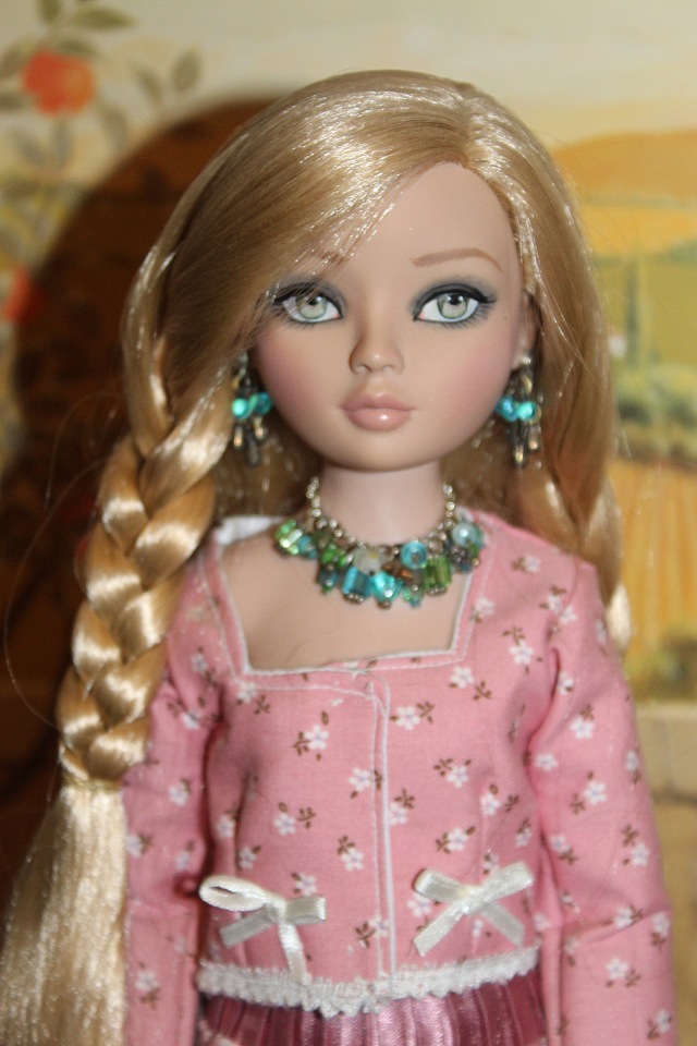 Вальс цветов с куклами Тоннер - Продолжение