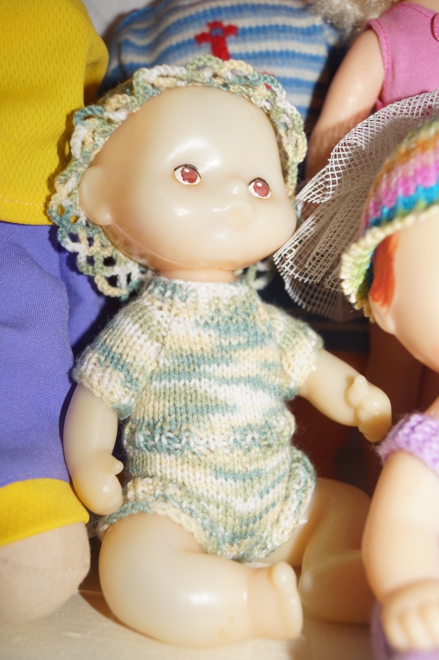 Третья июньская выписка. Как расцвела фарфоровая девочка. Чем заменить кукольный пейт