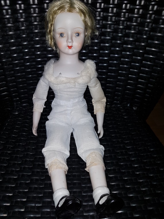 Большая коллекция Винтажных реплик с антикварных кукол