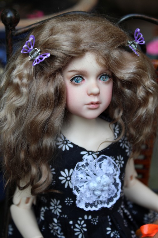 Поиск образа для Розочки. Знакомство с садом