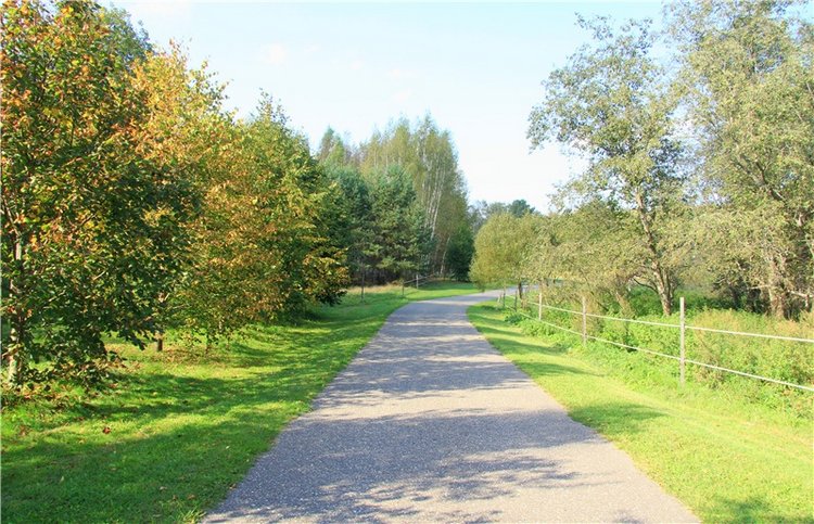 Нийя. Воспоминание об осени, Чукавино, Эко-Лэнд