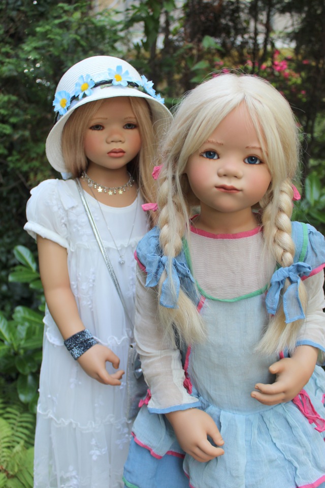 Две сестрички Лилит и Синчи