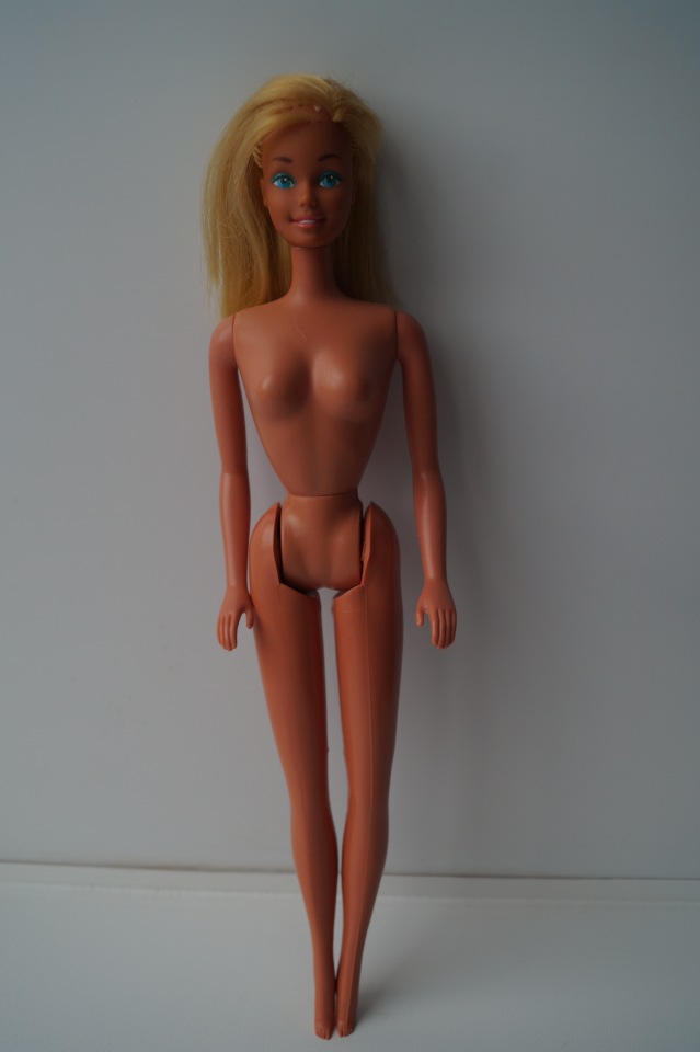 Вторая выписка января. Фарфоровая Снегурочка стала как новенькая. Зайчик снова видит. Как исправить западающий глазик у