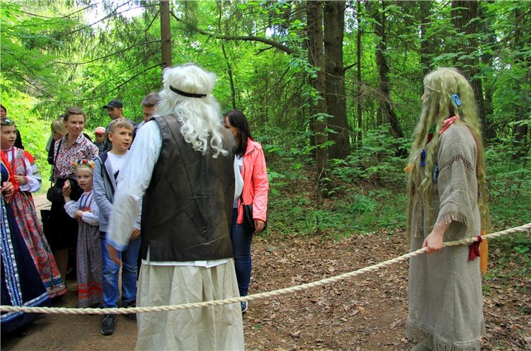 "Троицкие гуляния" в Василёво, 2018 год, продолжение. Архитектурно-этнографический музей под открытым небом. Василёво (фото