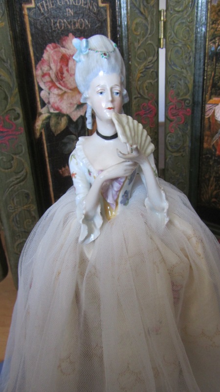 Игольница, или история одной половинки