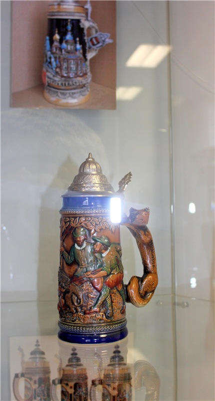 Выставка "Хрупкий мир фарфора", Старицкий краеведческий музей