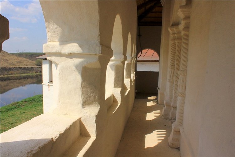 Накануне Светлого Праздника Пасхи. Старица, Свято-Успенский монастырь