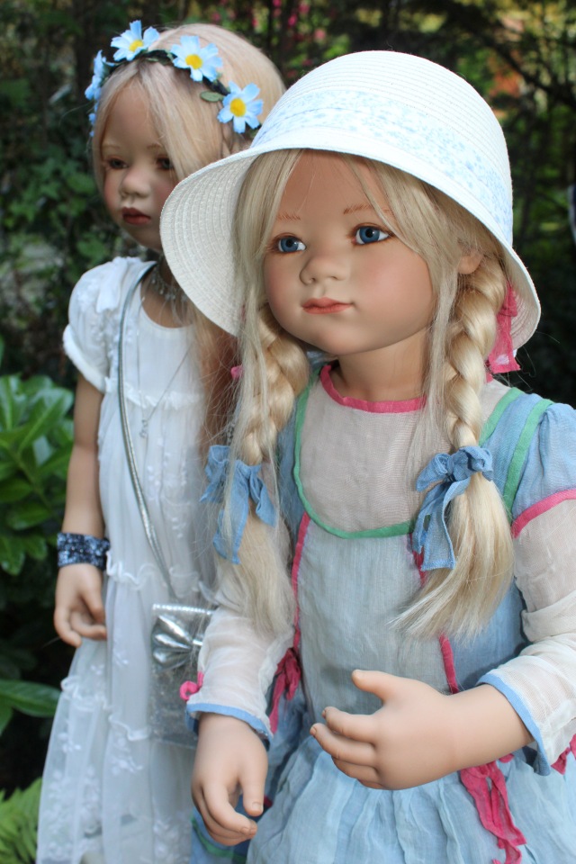 Две сестрички Лилит и Синчи