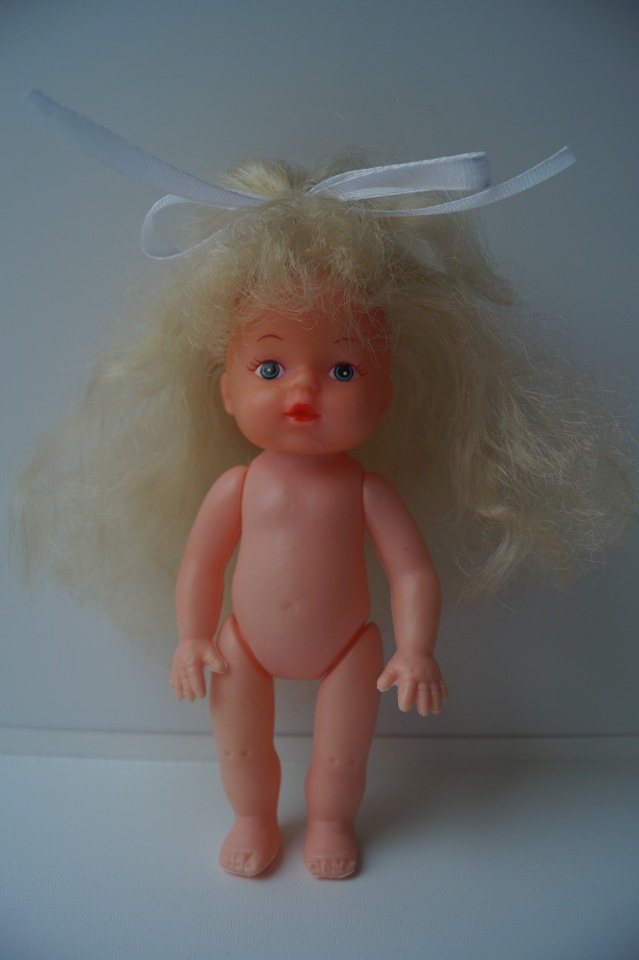 Первая июльская выписка. Две разные поломки шейного крепления - исправляем. Санаторий для кукол. И новые пациенты