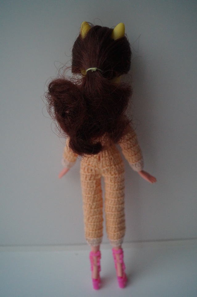 Первая июльская выписка. Две разные поломки шейного крепления - исправляем. Санаторий для кукол. И новые пациенты