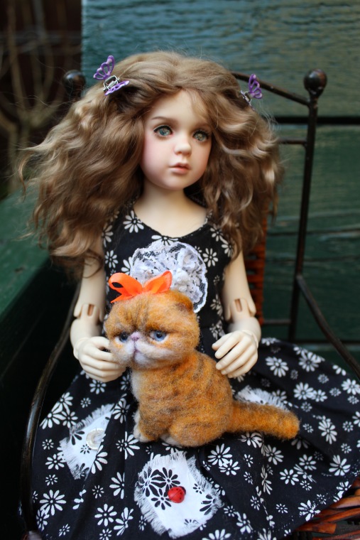 Поиск образа для Розочки. Знакомство с садом