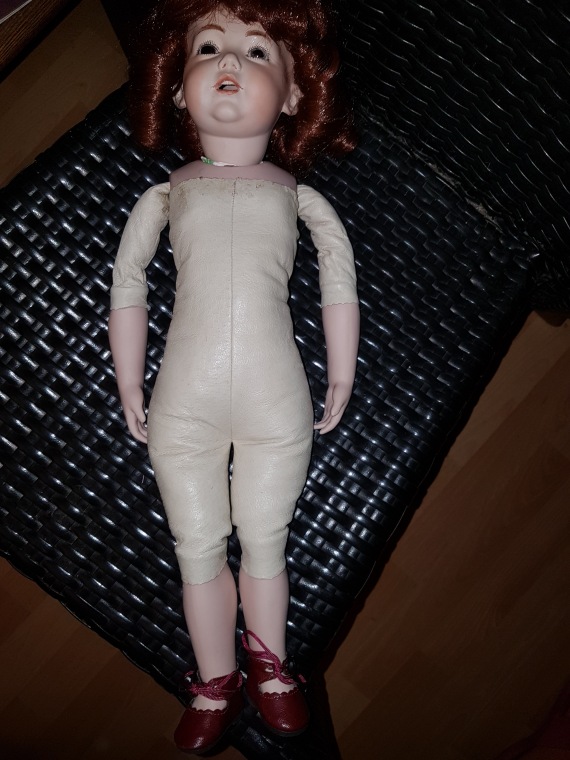 Большая коллекция Винтажных реплик с антикварных кукол