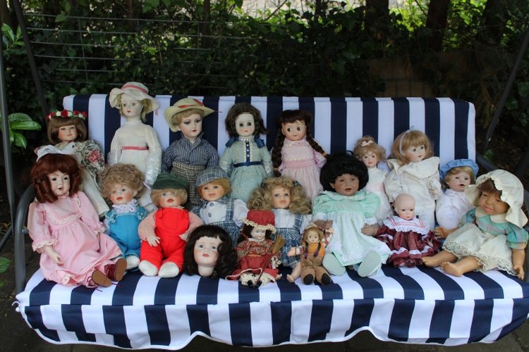 Большая коллекция Винтажных реплик с антикварных кукол