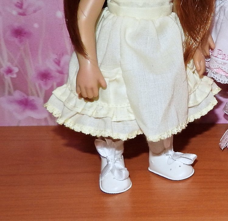 Куколки KIDZ'N'CATS mini и обувочка для них